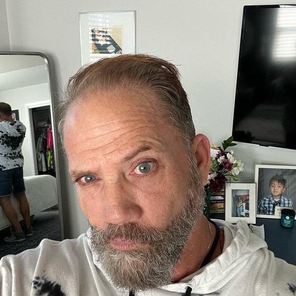 Meet your Posher, Christopher - Picture 6 of 11